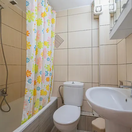 Tommy Seafront By Rentalspro - Nea Halkidiki Apartmán *