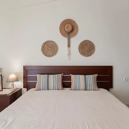 Tommy Seafront By Rentalspro - Nea Halkidiki Apartment Flogita