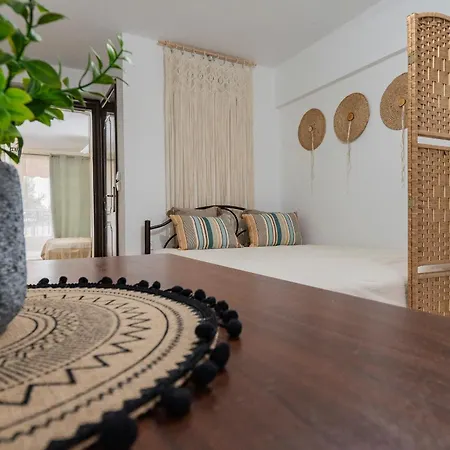 Tommy Seafront By Rentalspro - Nea Halkidiki Apartman