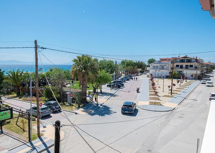 Tommy Seafront By Rentalspro - Nea Halkidiki Flogita