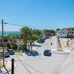 Tommy Seafront By Rentalspro - Nea Halkidiki פלוגיטה